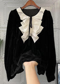 Effortlessly Elegant Top with a Timeless Design