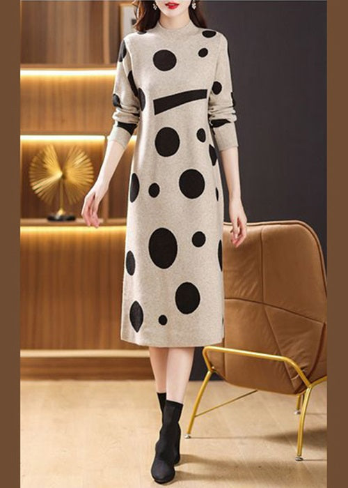 Effortlessly Elegant Sweater with a Timeless Design