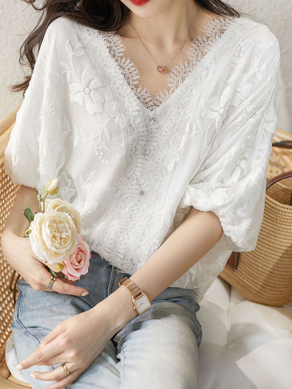 Beautifully Finished Top in a Timeless Design