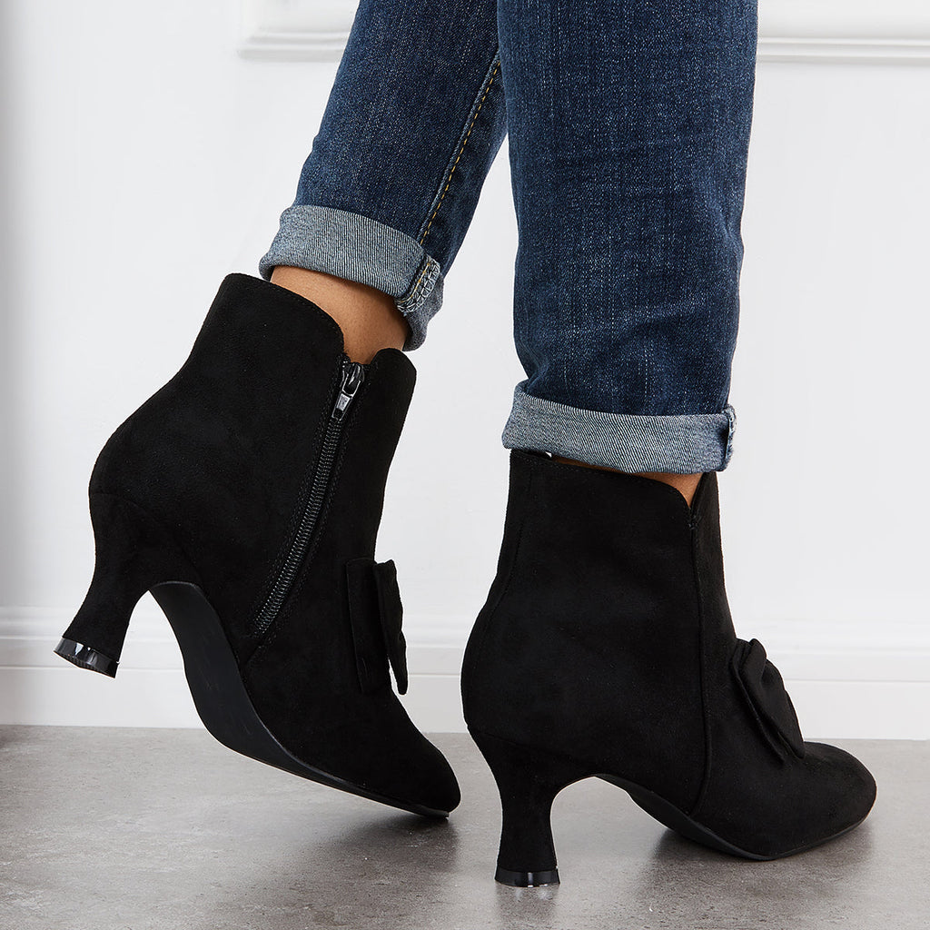 Graceful Orthopedic Boots for Modern Look