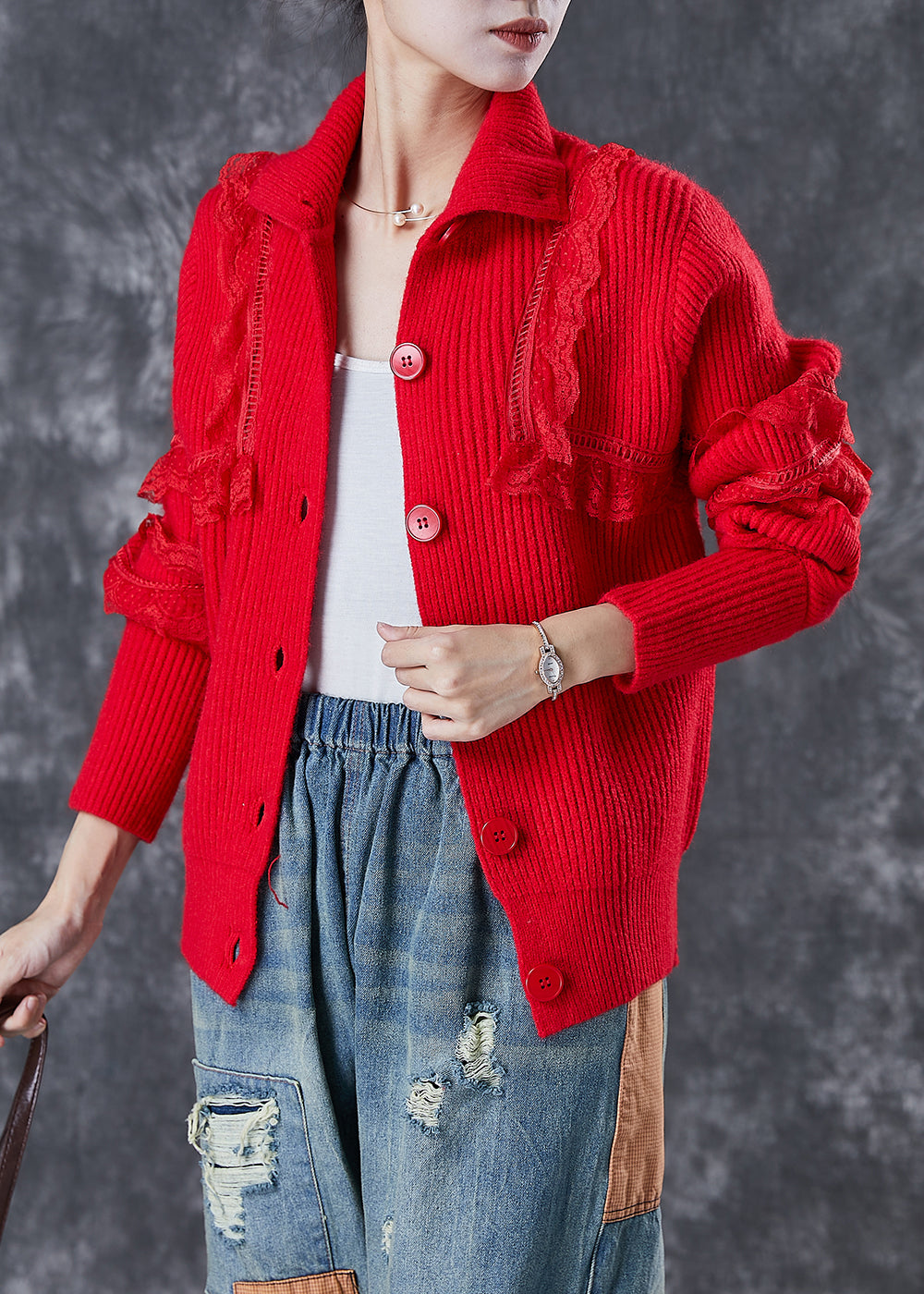 Beautifully Finished Coat in a Timeless Design