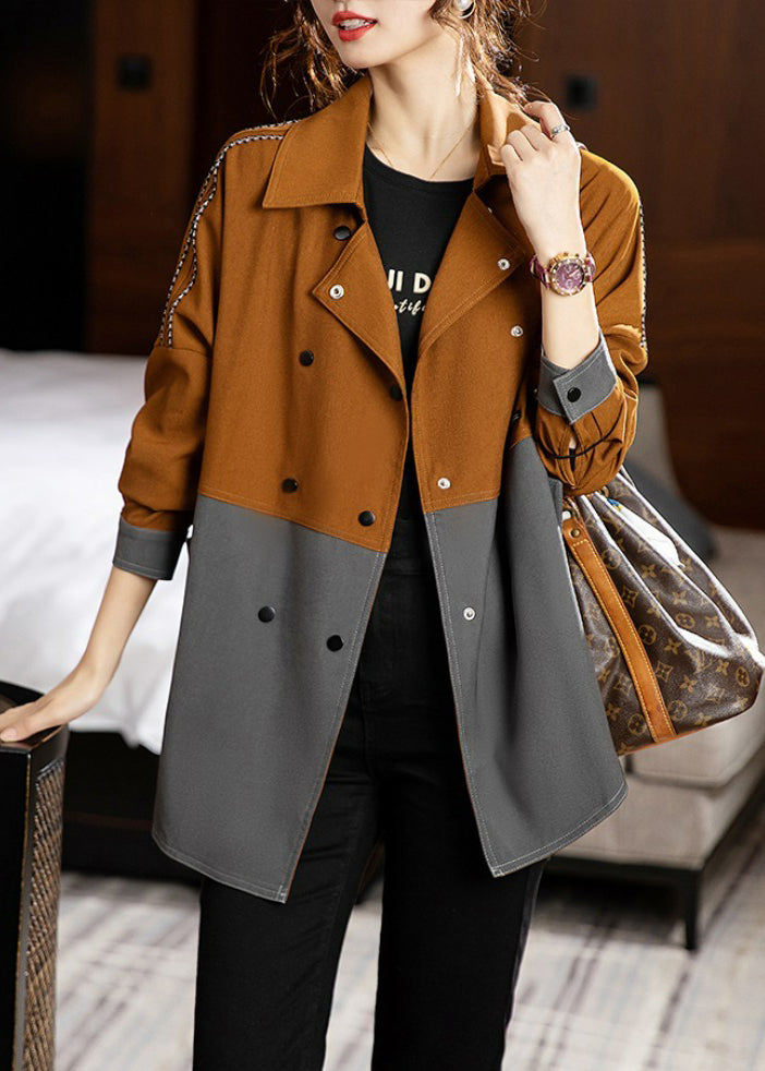 Well Tailored Coat with a Graceful Silhouette