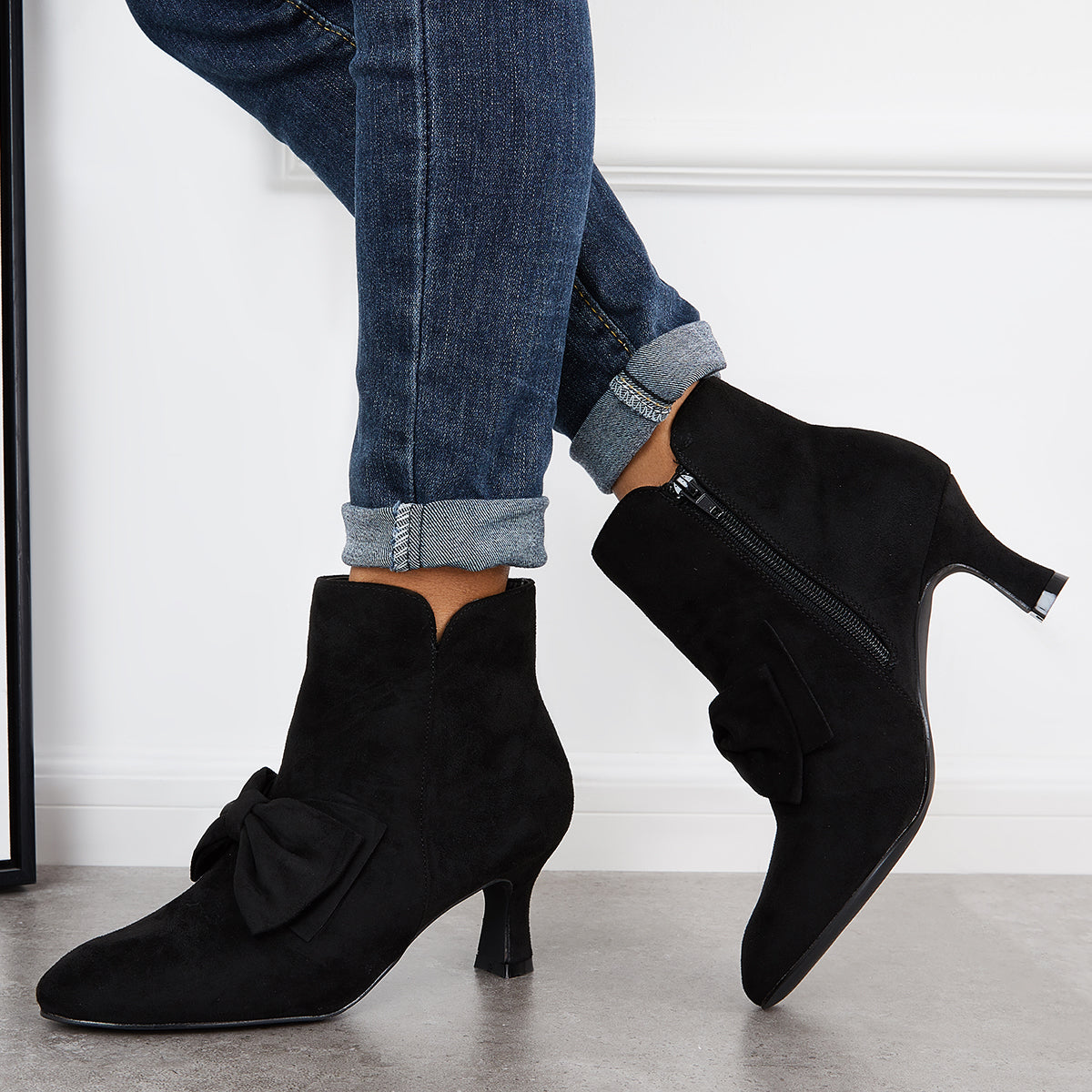Graceful Orthopedic Boots for Modern Look