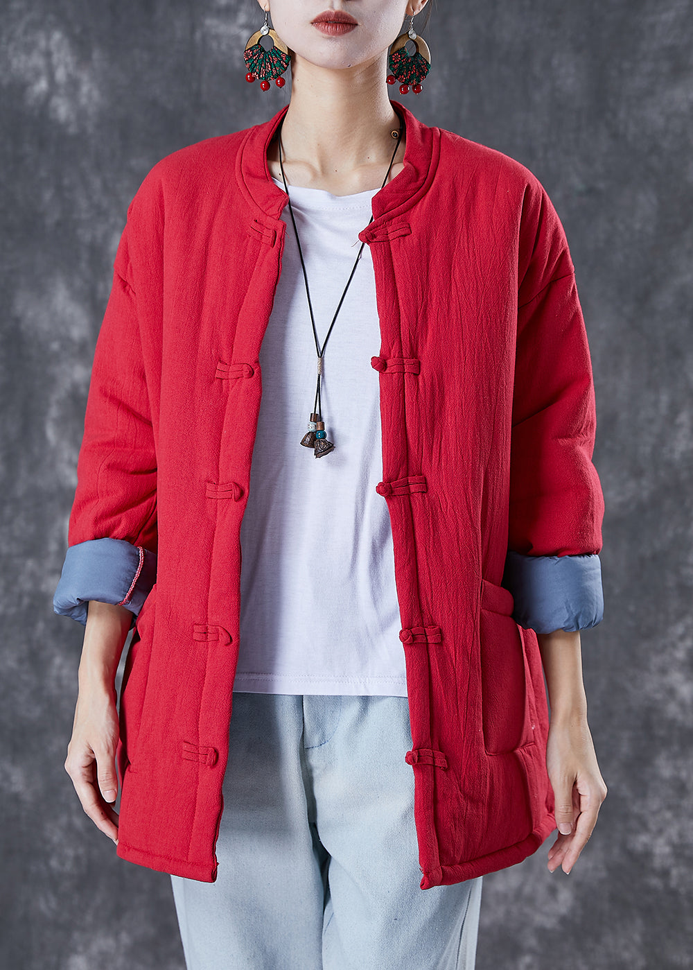 Effortlessly Elegant Jacket with a Timeless Design