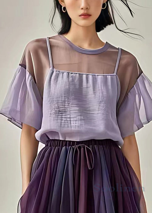Effortlessly Elegant Top with a Timeless Design