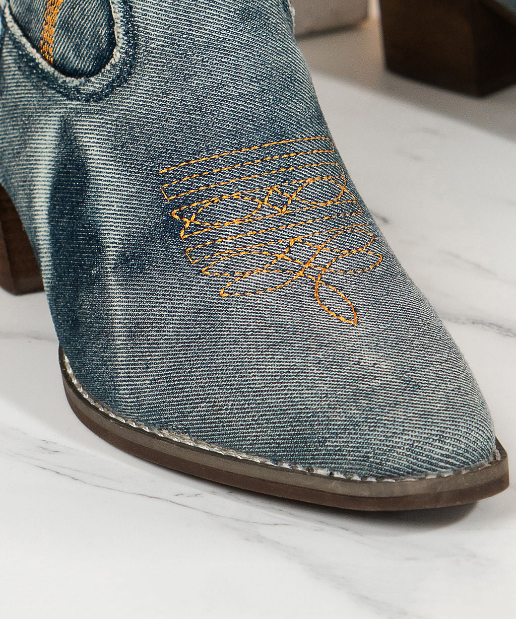 Stylish Orthopedic Boots for Any Occasion