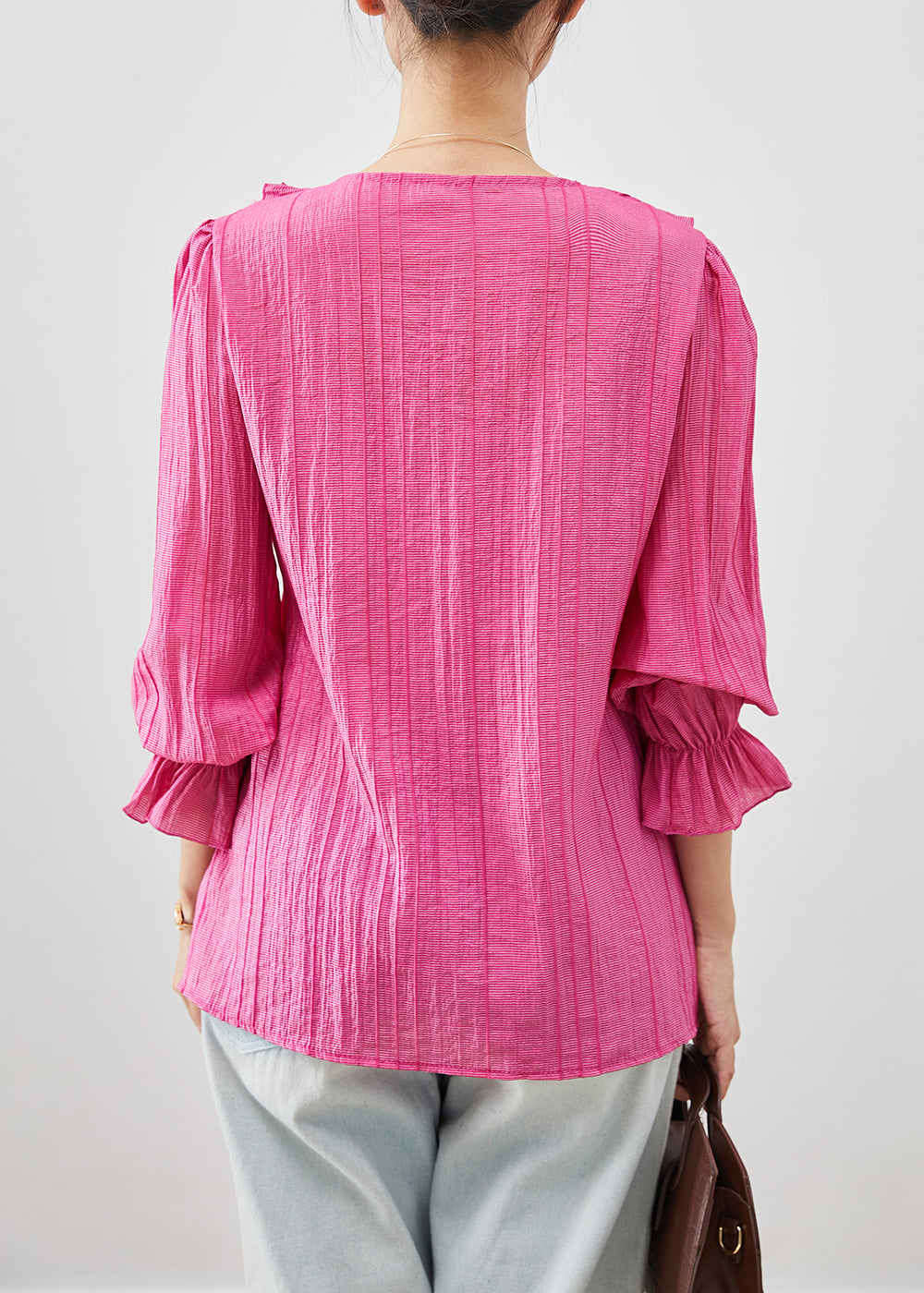 Effortlessly Elegant Shirt with a Timeless Design