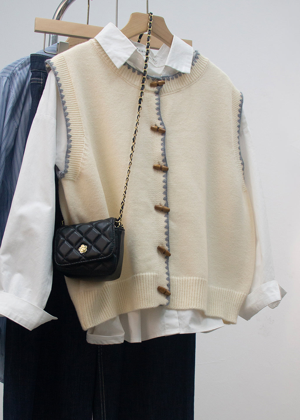 Gracefully Styled Garment for Any Occasion
