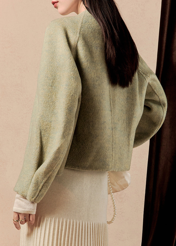 Elegantly Styled Coat for Everyday Wear