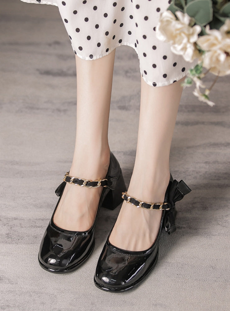 Graceful Orthopedic Shoes for Modern Look