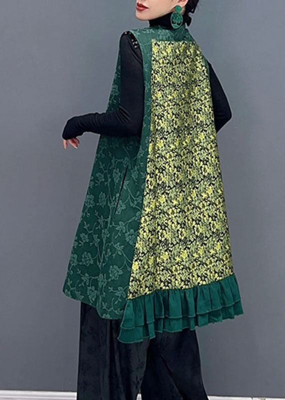 Beautifully Finished Coat in a Timeless Design