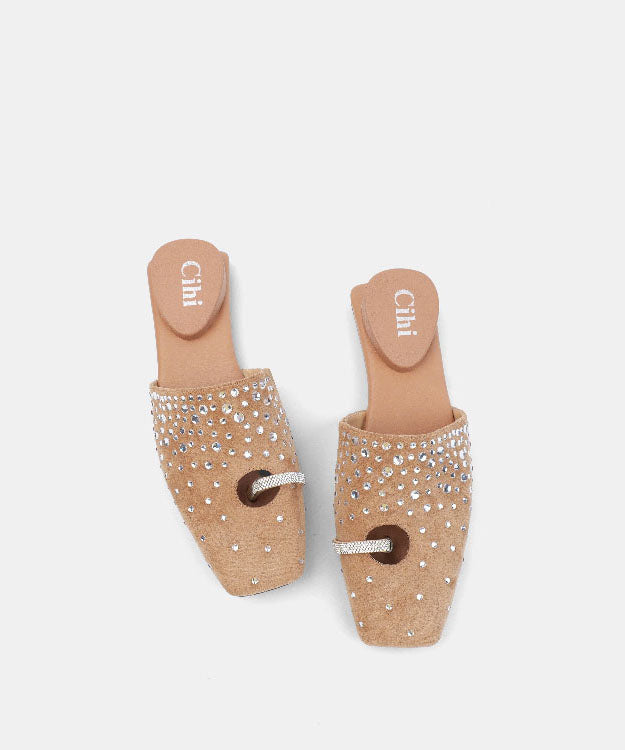 Graceful Orthopedic Sandals for Modern Look