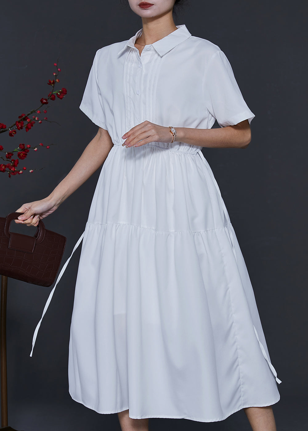 Sophisticated Dress with a Clean Classic Look