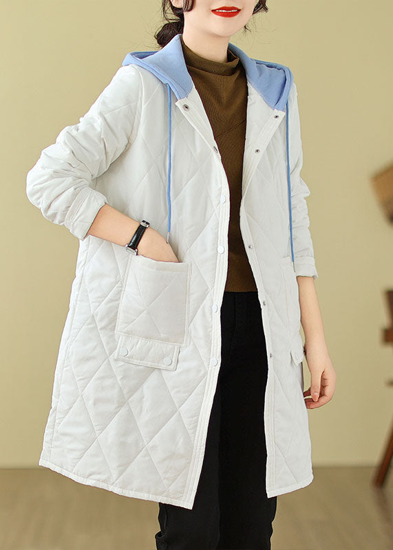 Beautifully Finished Coat in a Timeless Design