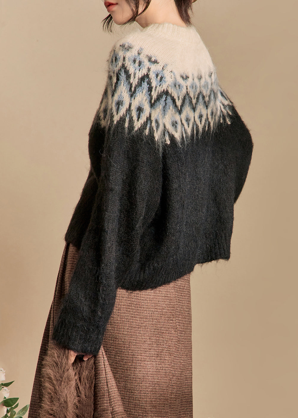 Beautifully Finished Sweater in a Timeless Design