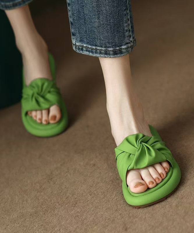 Graceful Orthopedic Sandals for Modern Look