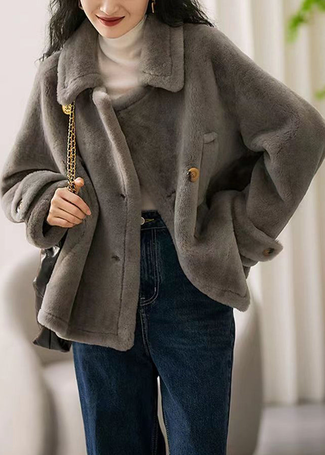 Classic Vintage & Enduringly Stylish Coat