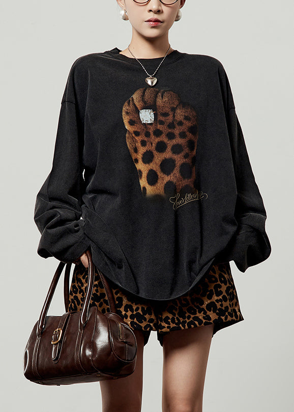 A Vintage Style Shirt with Delicate Timeless Details