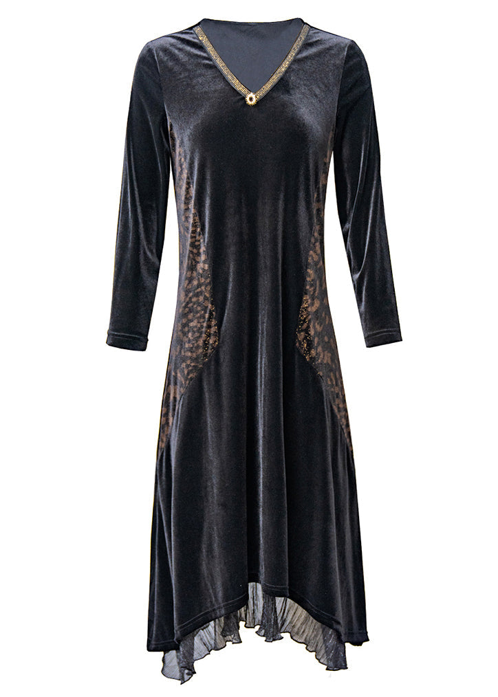 Sophisticated Dress with a Clean Classic Look