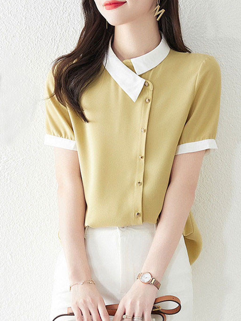Beautifully Crafted Shirt in a Classic Style