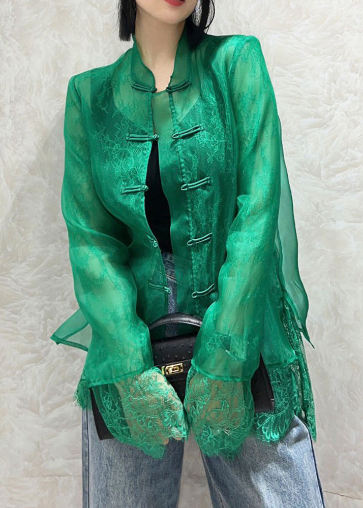 A Vintage Style Shirt with Delicate Timeless Details