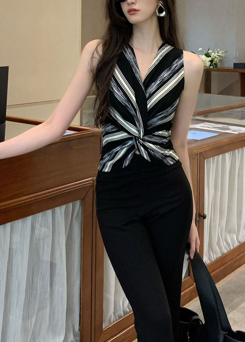 Classic Vintage Top with a Flattering Fit