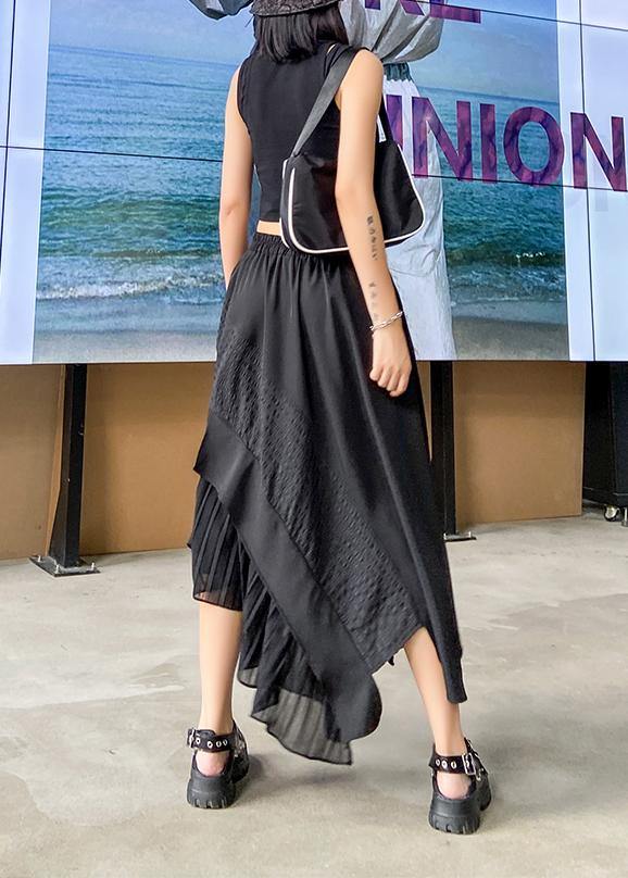 Sophisticated Garment with a Clean Classic Look