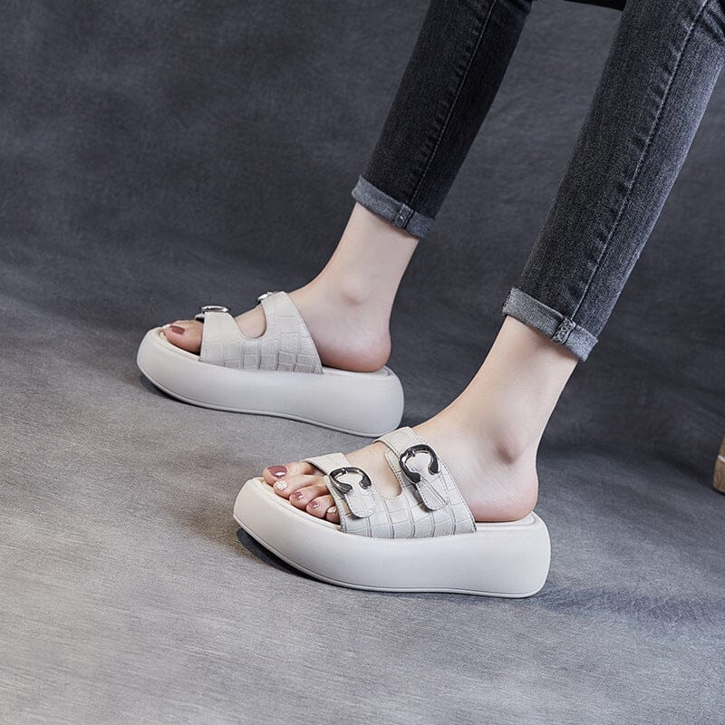 Graceful Orthopedic Shoes for Modern Look