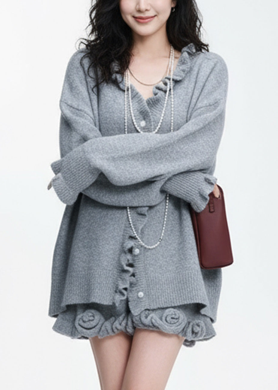 Classic Vintage & Enduringly Stylish Cardigan