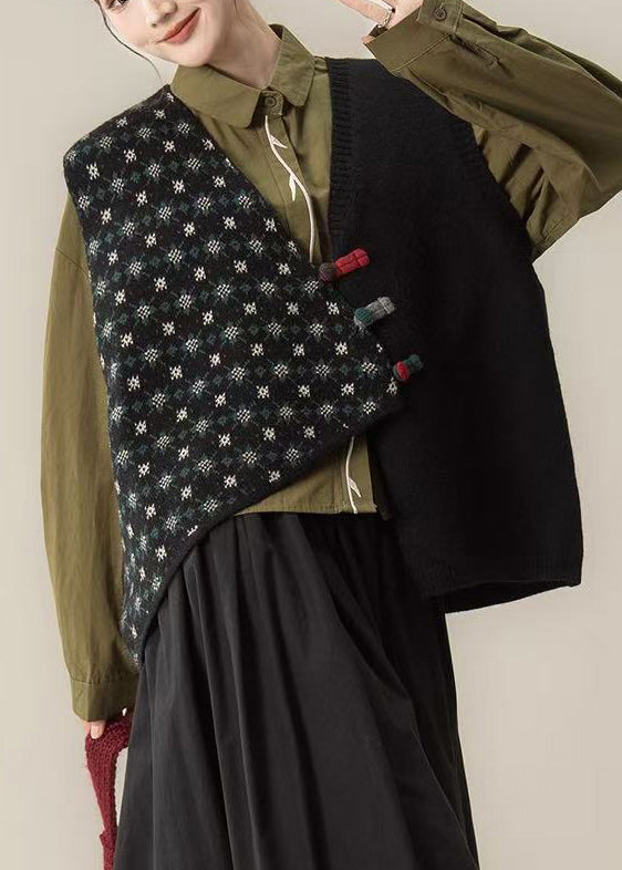 Effortlessly Elegant Garment with a Timeless Design