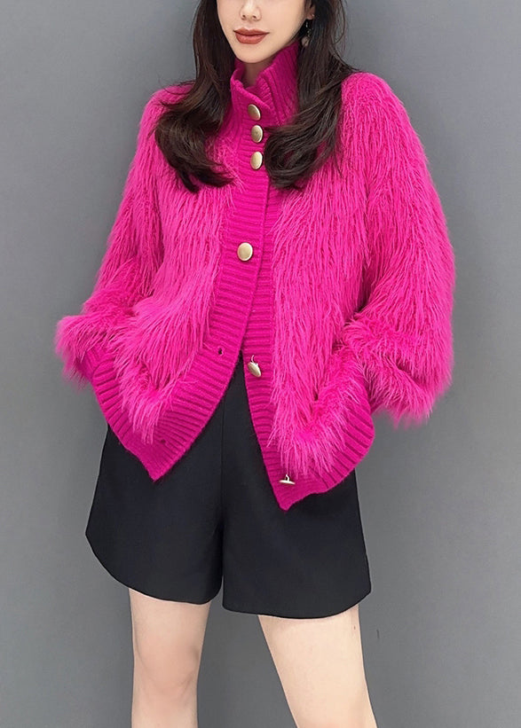 Well Tailored Coat with a Graceful Silhouette