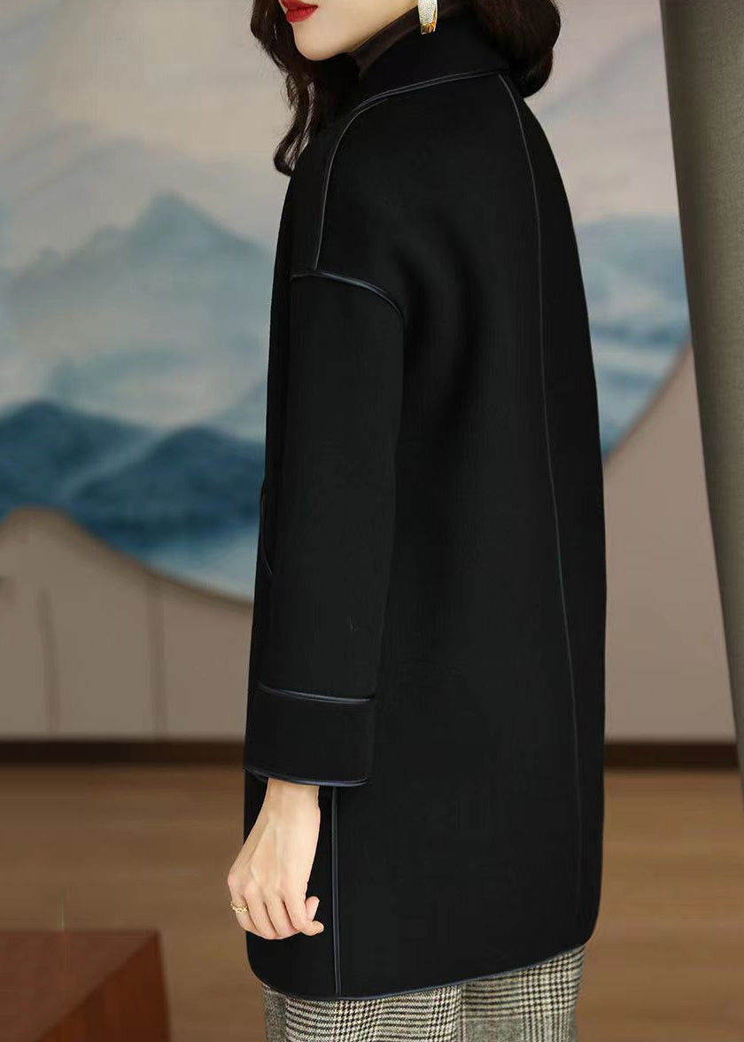 Sophisticated Coat with a Clean Classic Look