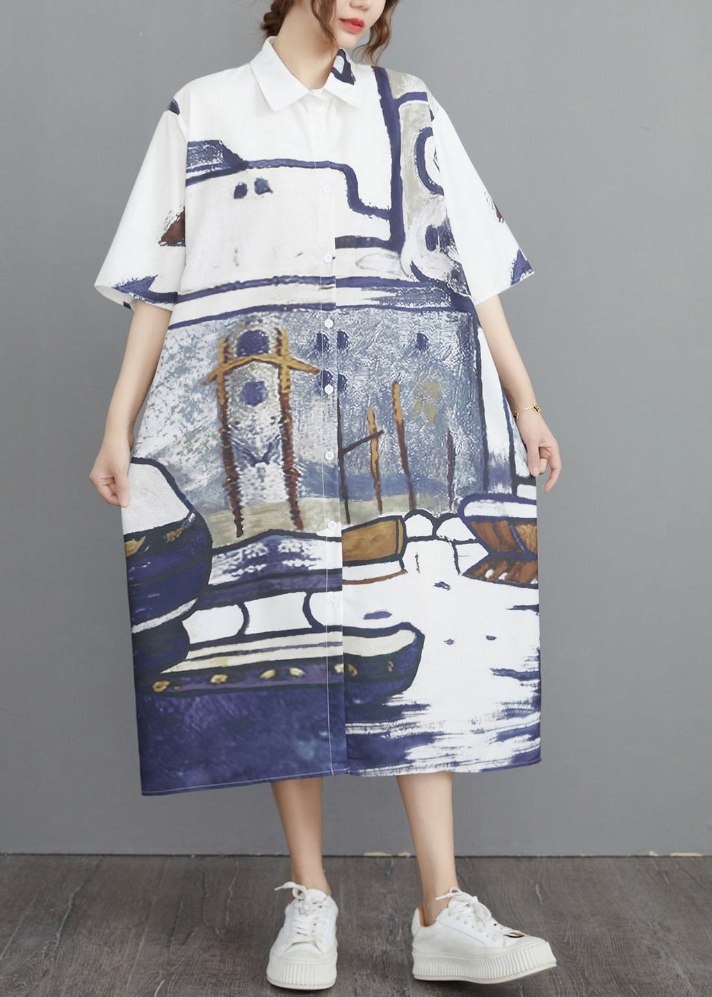 Well Tailored Dress with a Graceful Silhouette
