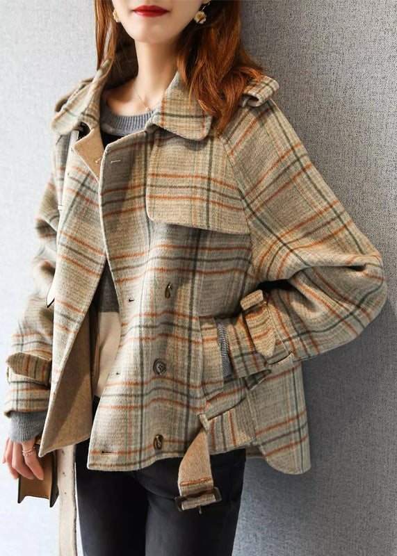Sophisticated Coat with a Clean Classic Look