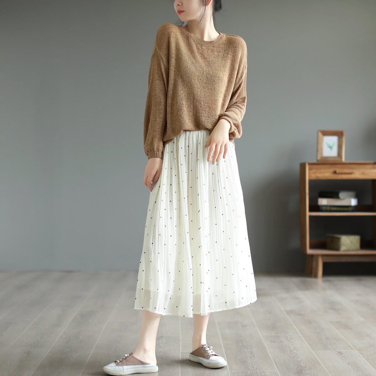 Effortlessly Elegant Garment with a Timeless Design