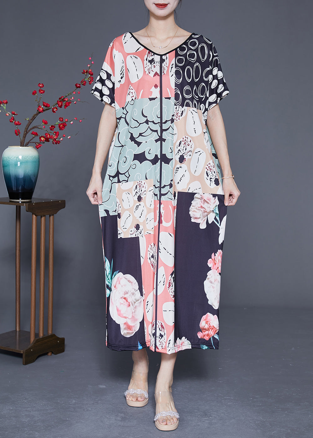 Classic Vintage Dress with a Flattering Fit