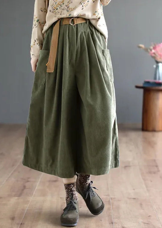 Beautifully Finished Pants in a Timeless Design