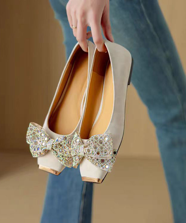Graceful Orthopedic Shoes for Modern Look