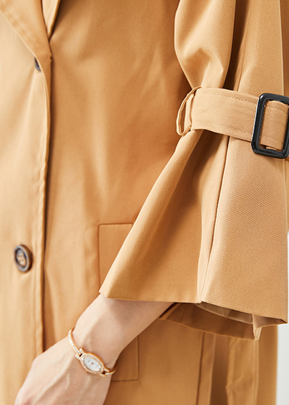 Classic Vintage Coat with a Flattering Fit