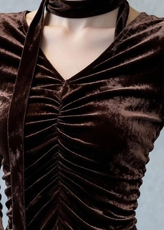 Beautifully Finished Top in a Timeless Design
