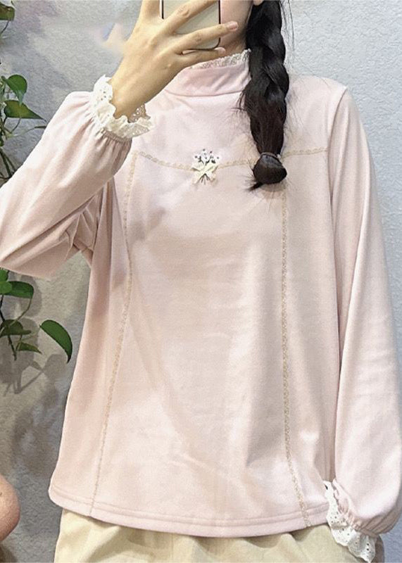 Well Tailored Top with a Graceful Silhouette