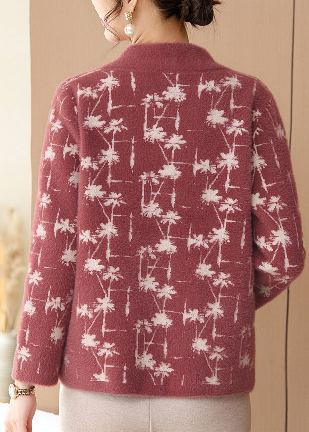 Beautifully Crafted Cardigan in a Classic Style