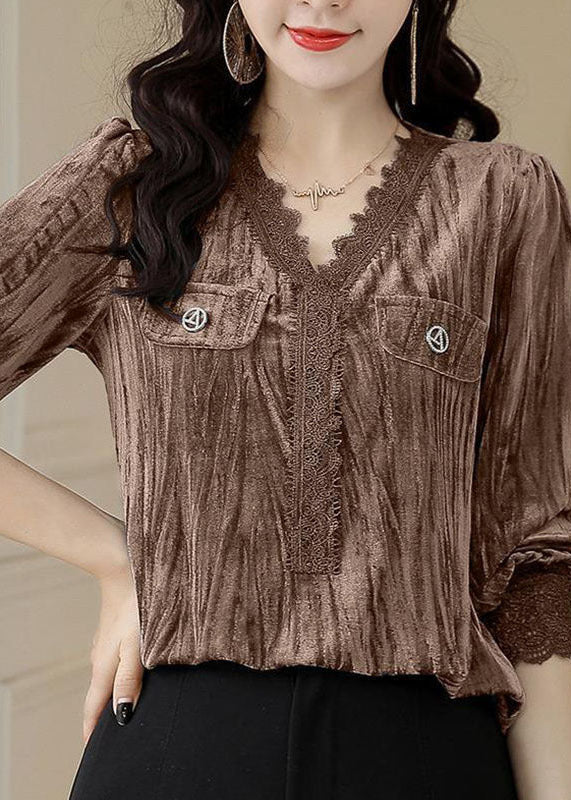 Beautifully Crafted Blouse in a Classic Style