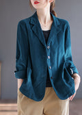 Well Tailored Coat with a Graceful Silhouette