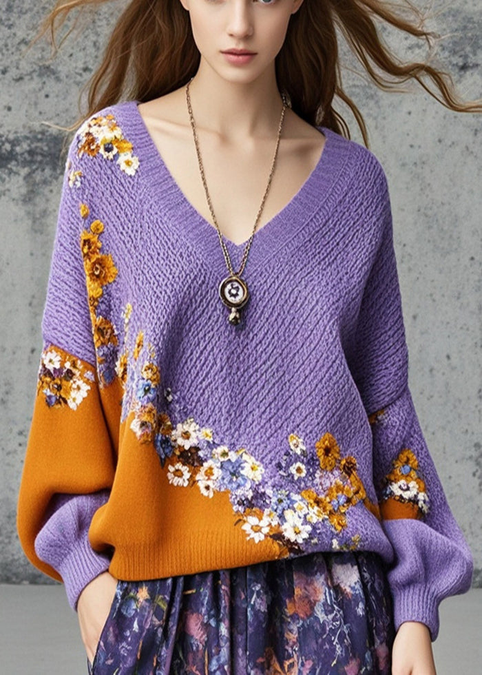 Well Tailored Sweater with a Graceful Silhouette