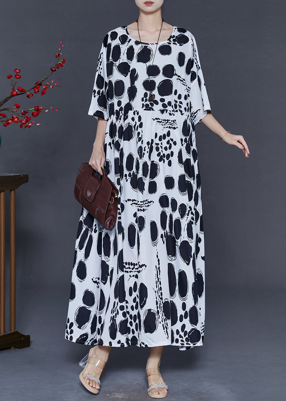 Classic Vintage & Enduringly Stylish Dress