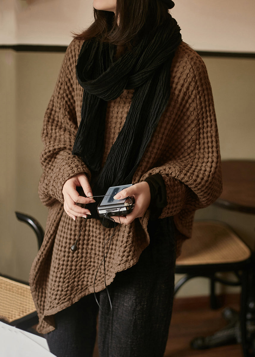 Well Tailored Top with a Graceful Silhouette