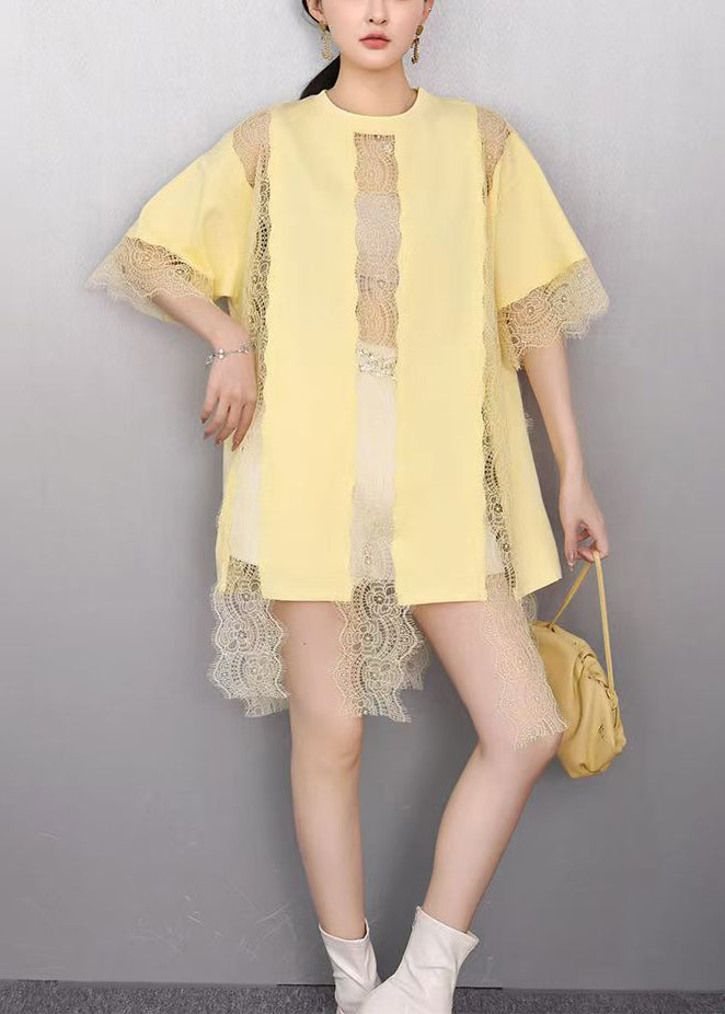 Effortlessly Elegant Top with a Timeless Design