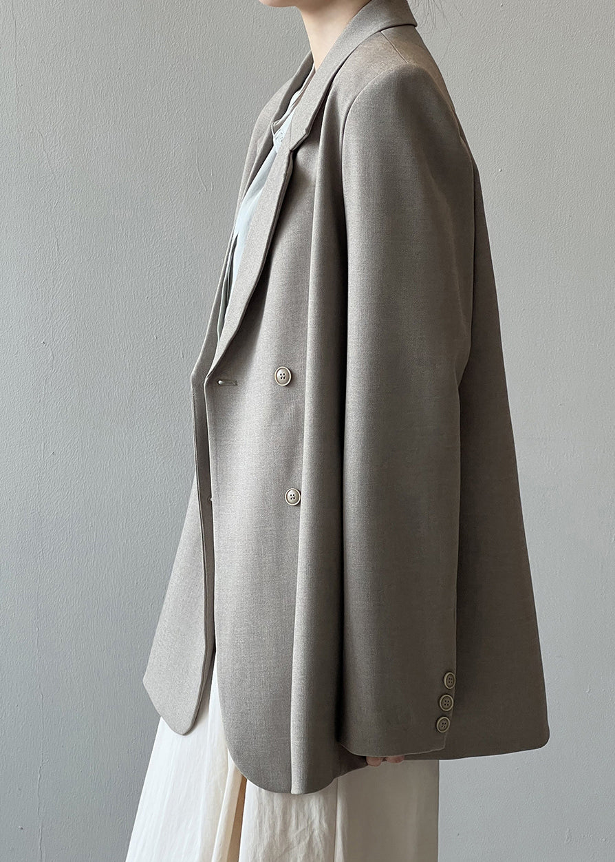 Elegantly Styled Coat for Everyday Wear