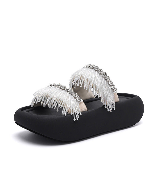 Graceful Orthopedic Sandals for Modern Look